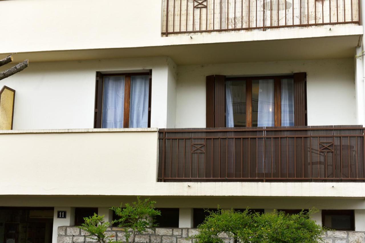 Confortable T2 Avec Parking Prive Au Centre De Brive Exterior foto